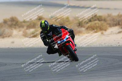 media/Mar-28-2022-Superbike Trackdays (Mon) [[b8603d0f67]]/Open Track Time/Turn 16/